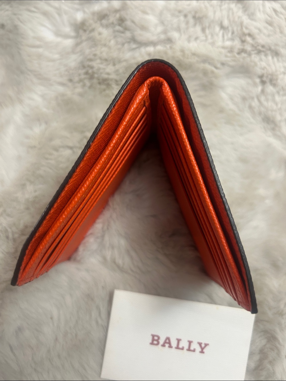 Bally brown and orange pebbled leather bifold wallet NWOT Retails $350-$480 - Picture 10 of 15